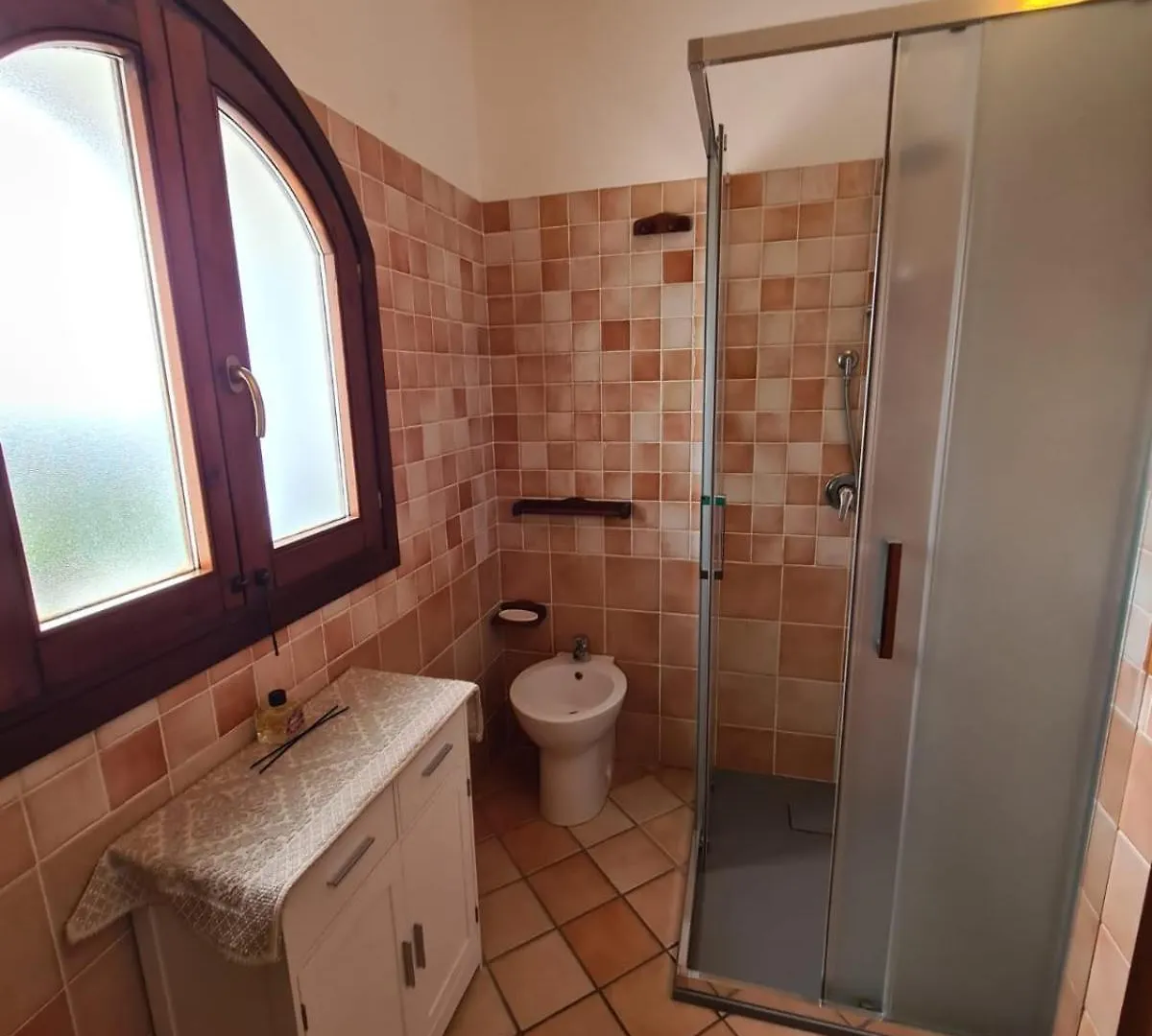 Sunset View Apartment And Pool Бадеси